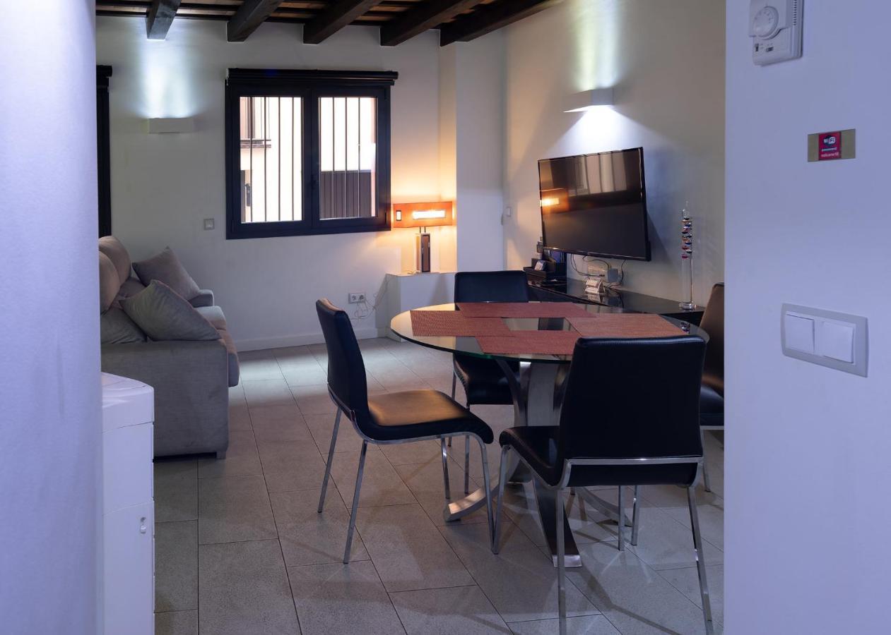 Apartaments Y Habitacions Entre Volcans Olot Exteriér fotografie