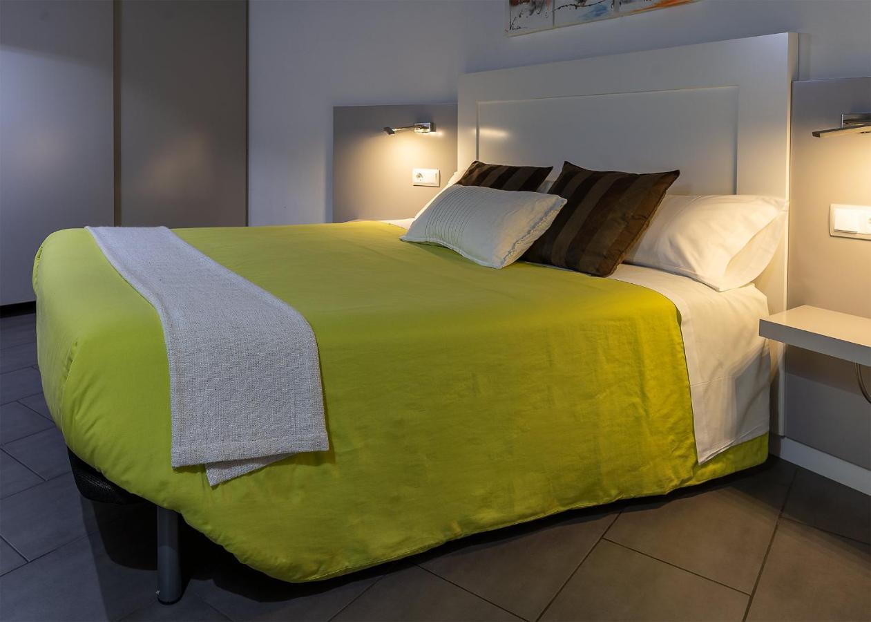 Apartaments Y Habitacions Entre Volcans Olot Exteriér fotografie
