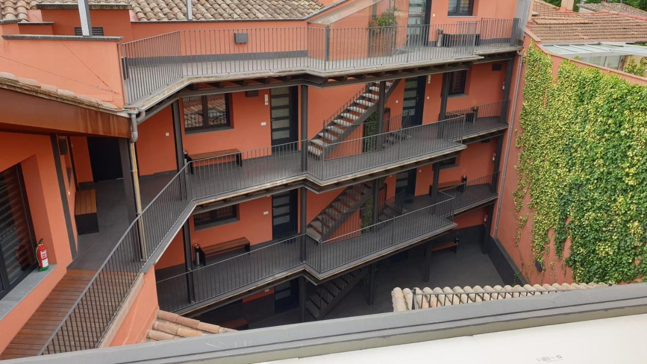 Apartaments Y Habitacions Entre Volcans Olot Exteriér fotografie