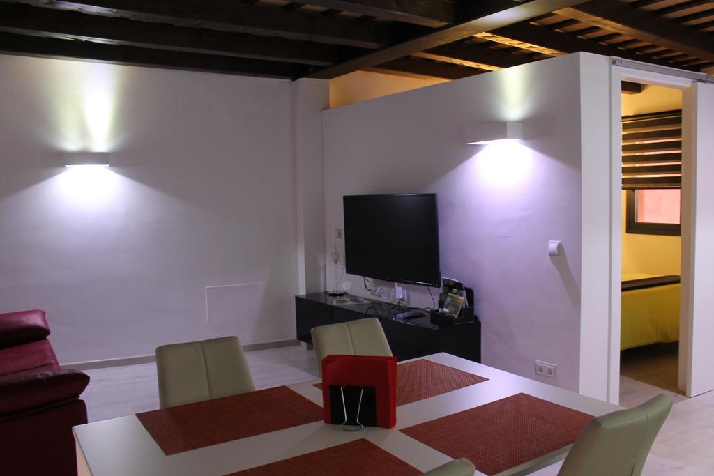 Apartaments Y Habitacions Entre Volcans Olot Exteriér fotografie